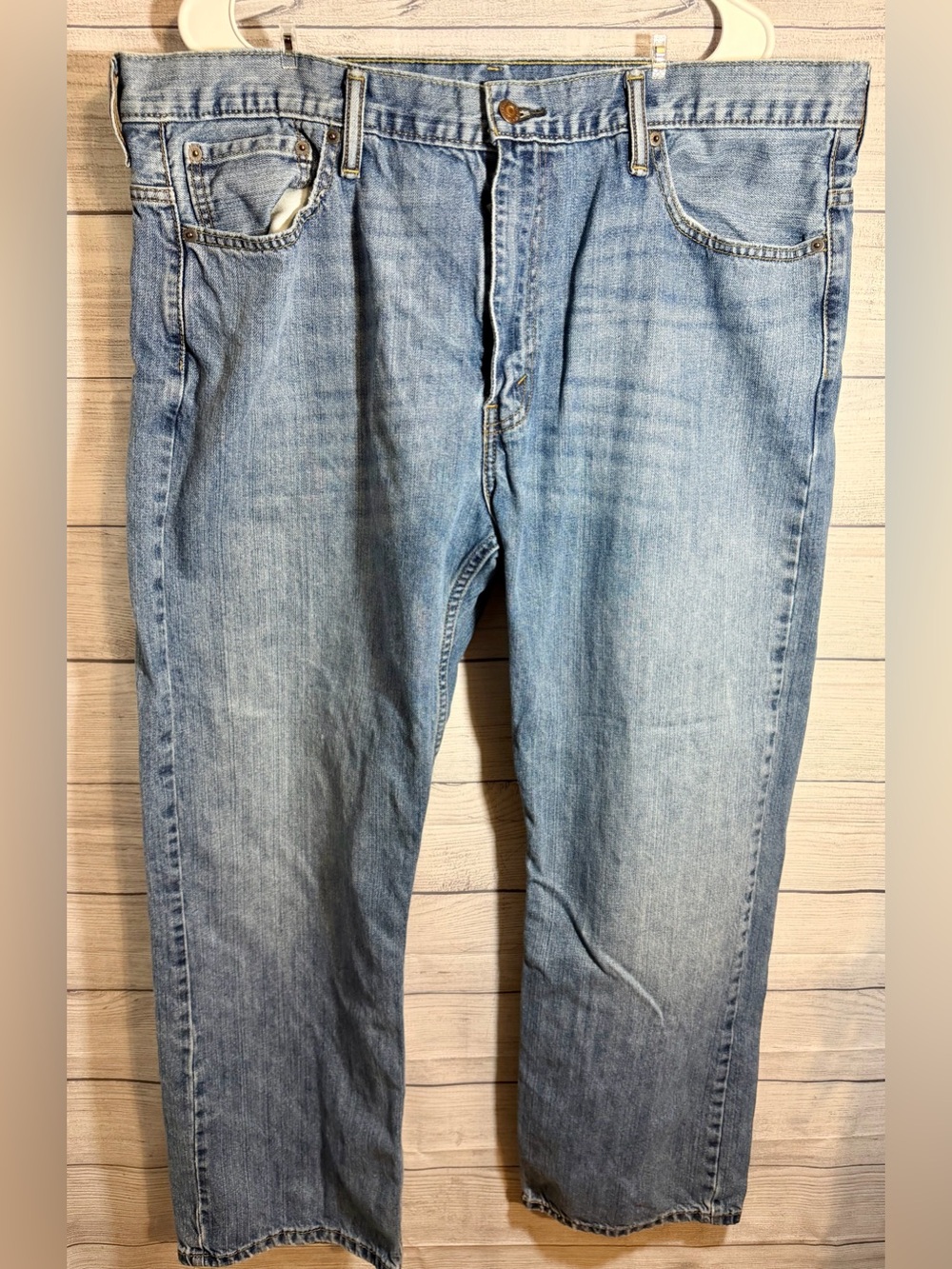Levi's Light Blue Relaxed Fit Men's Jeans